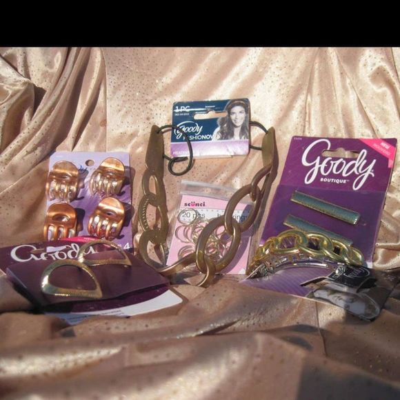 Golden Glamour Hair Accessory Set Barrettes Clips - Picture 3 of 16